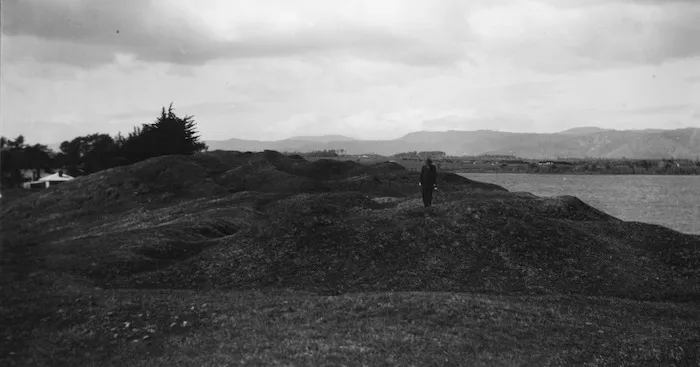Pipiriki Pa, on the western shore of Lake Horowhenua