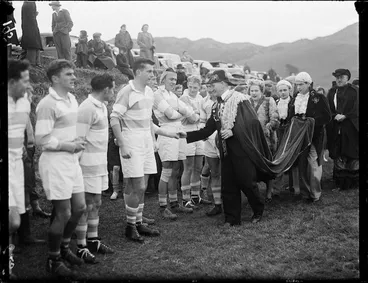 Image: Mayor of Johnsonville meeting rugby players