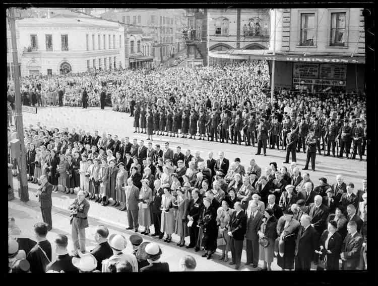 Coronation Celebrations panorama, Auckland Town Hall, 1953