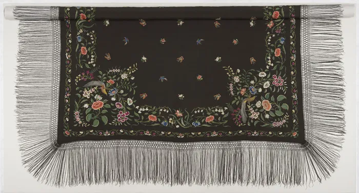 Artist unknown :[Embroidered Chinese silk shawl belonging to Katherine Mansfield] [made ca 1900]
