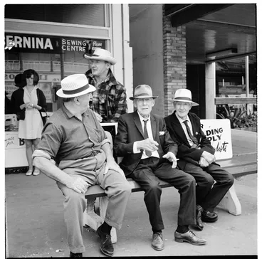 Image: Gisborne Library, 1971.
