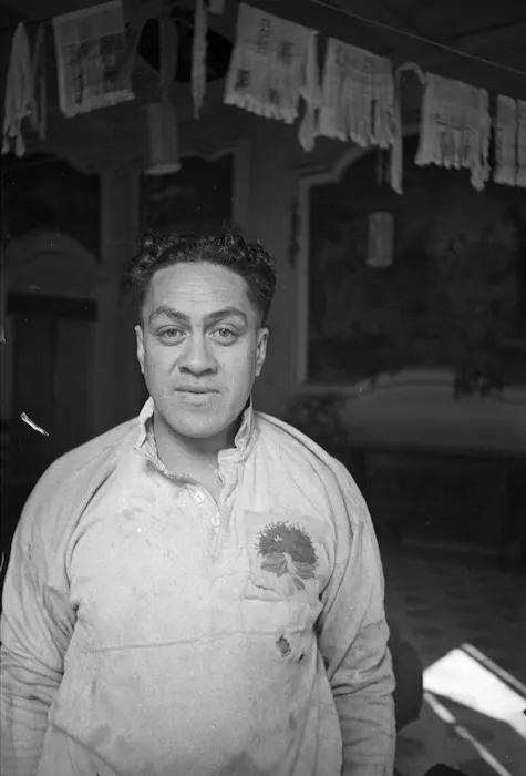 Kaye, George F, b 1914 : Captain Reverend Wi Tetau Huata in a rugby jersey in Italy, during World War II