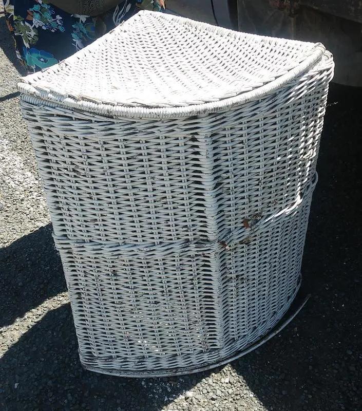 Basket: one wickerwork laundry basket with hinged lid. Painted white.