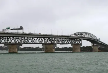 Image: Auckland Harbour Bridge
