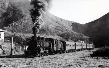 Special passenger train at Summit Station : Photograph Image: Special passenger train at Summit Station : Photograph