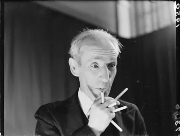 Image: Mr Cooze the magician