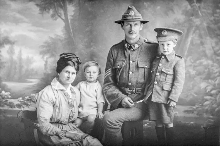 Sergeant Francis and family, 1917