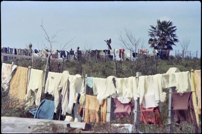 Washing on the line during a rest day at Te Kūiti Pā