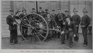 Image: The Paeroa Volunteer Fire Brigade with hose and reel