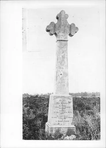 Image: Maori monument ot British soldiers at Ohaeawai