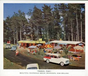 Tradin Post, Riversdale Beach : digital photograph