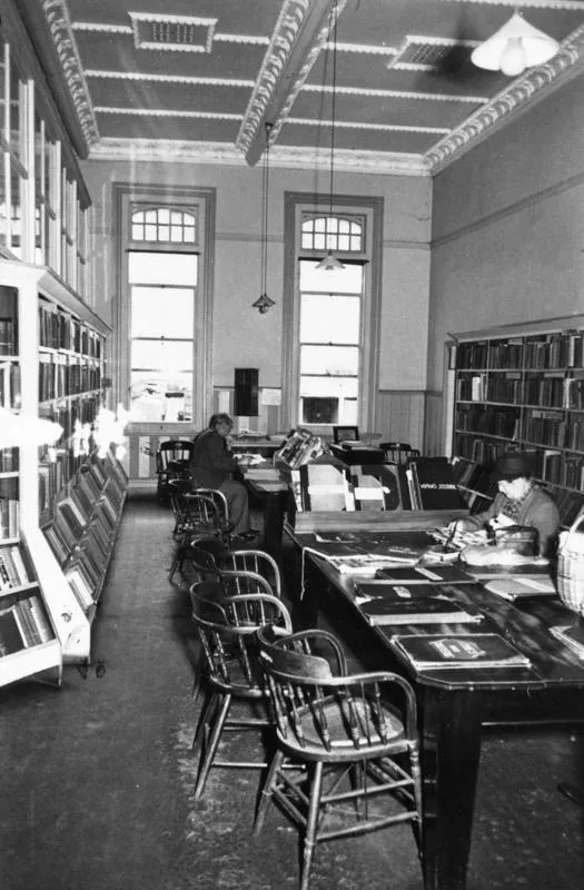 Hamilton Public Library