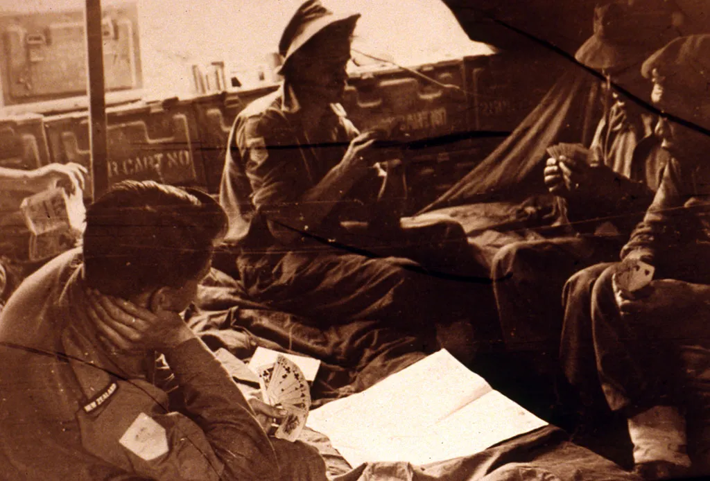 Cards in action, No. 2