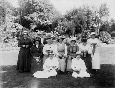 Image: Group of women knitting, probably in the Stratford district