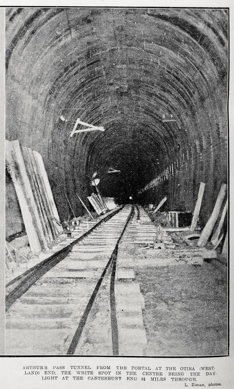 Arthur's Pass tunnel from the portal at the Otira (Westland) end, the white spot in the centre being the day light at the Canterbury end 6 miles through