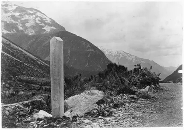 Image: Creator unknown :Photograph of Arthur's Pass, Canterbury