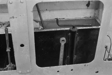 Image: Photograph of locomotive F 180