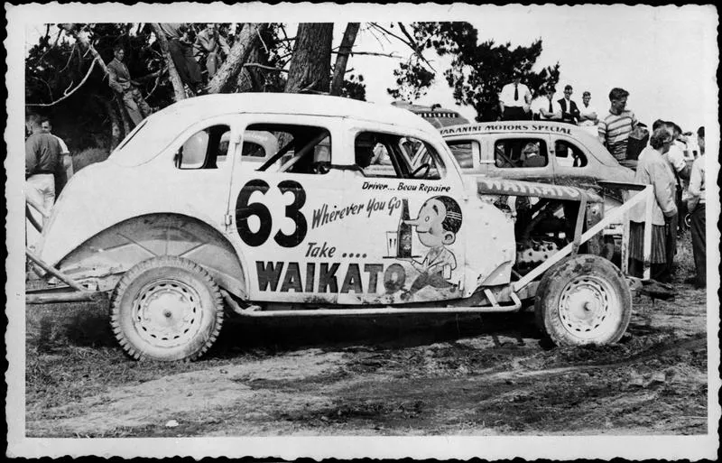 A Waikato Breweries stock car