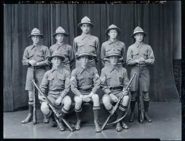 Image: Film Negative: Christ's College shooting eight 1924