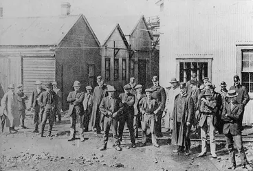 Image: Arbitrationist workers at Waihi awaiting police escort