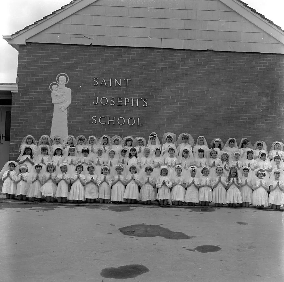 St Joseph's first-Communion group, 1968. [P1-5674-8064]