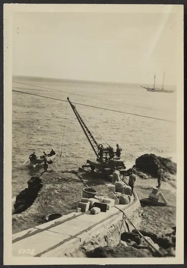 Image: Landing stores, Raoul Island