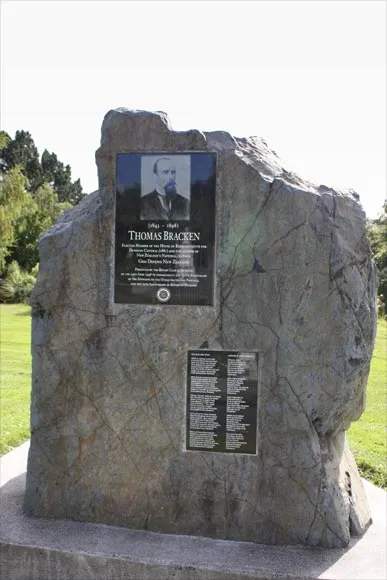 Thomas Bracken: memorial