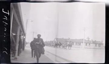 Parade of Mounted Rifles at Featherston Camp : digital image