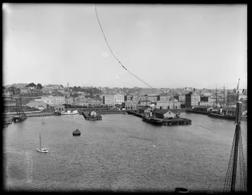 Image: Auckland waterfront, Quay Street, 1904
