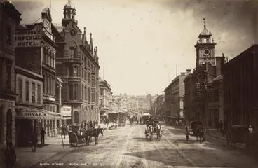 Image: Queen Street, Auckland