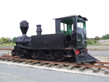 Image: Steam locomotive at Helensville, 2006