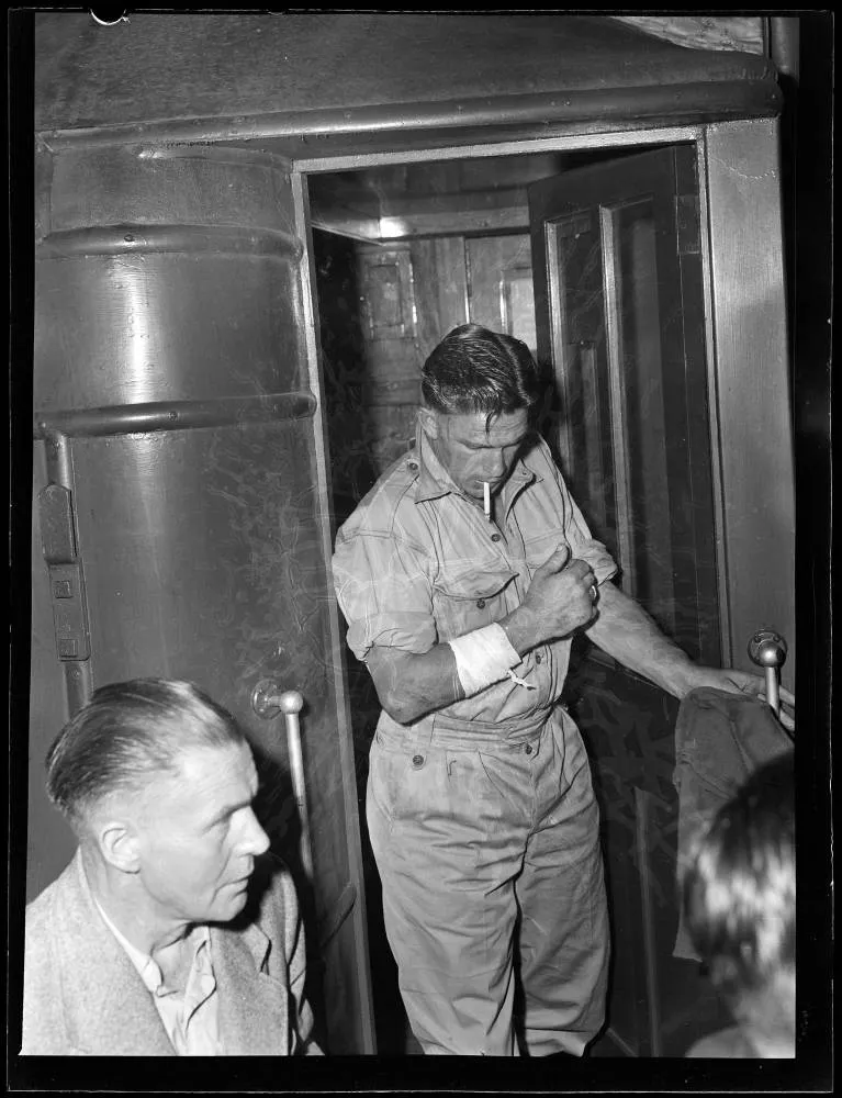 Tangiwai Railway Disaster survivor Leslie Wasley, 1953
