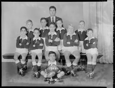 Image: Wainuiomata Rugby League Club, Lower Hutt, Wellington, midgets boys' team