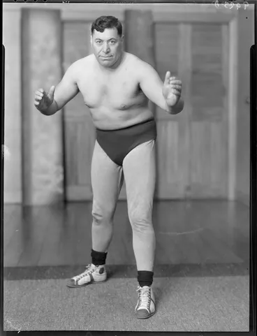 Image: Wrestler, Mr Ike Robin