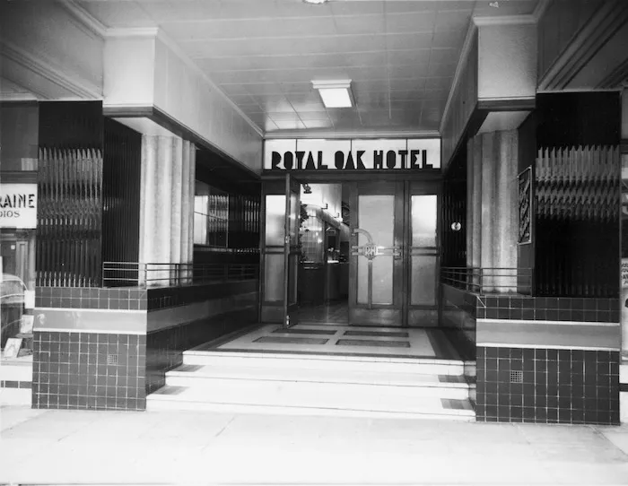Main entrance, Royal Oak Hotel, Wellington