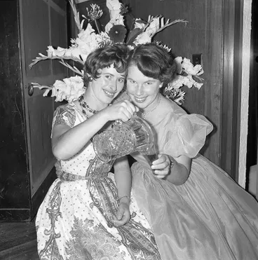 Image: Smith 21st Birthday, Group