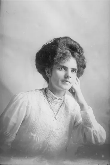 Image: Miss Lyes, 1909