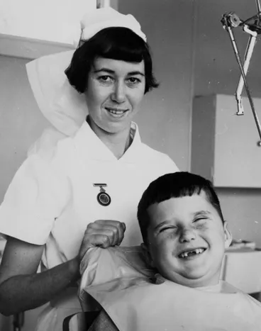 Image: A toothy smile, Ōtāhuhu, 1967