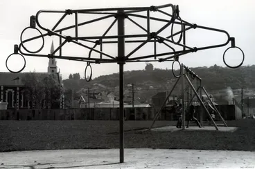 Image: Kew Playground, 1972