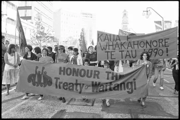 Image: Sesquicentennial demonstration, Queen Street, 1990