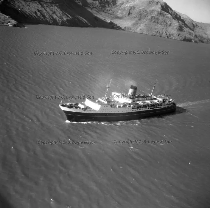 Wahine Inter-island ferry in Lyttelton Harbour (10424/10470)