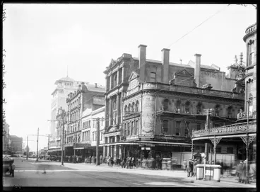 Image: Queen Street, Auckland Central, 1927