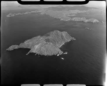 Image: Stephens Island, Marlborough Sounds, including The Gut and Billhook Bay