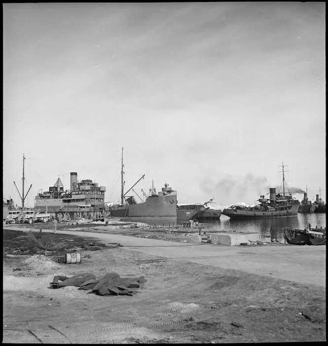 Italian prisoners embarking for Alexandria at Mersa Matruh, Egypt - Photograph taken by M D Elias