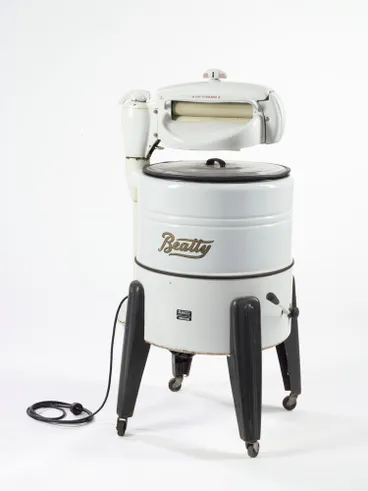 Image: 'Beatty' wringer washing machine