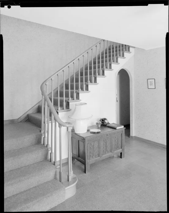 Bundon Burke house, hall, Wellington