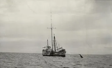 Radio Hauraki broadcasting from the M.V. Kapuni Image: Radio Hauraki broadcasting from the M.V. Kapuni