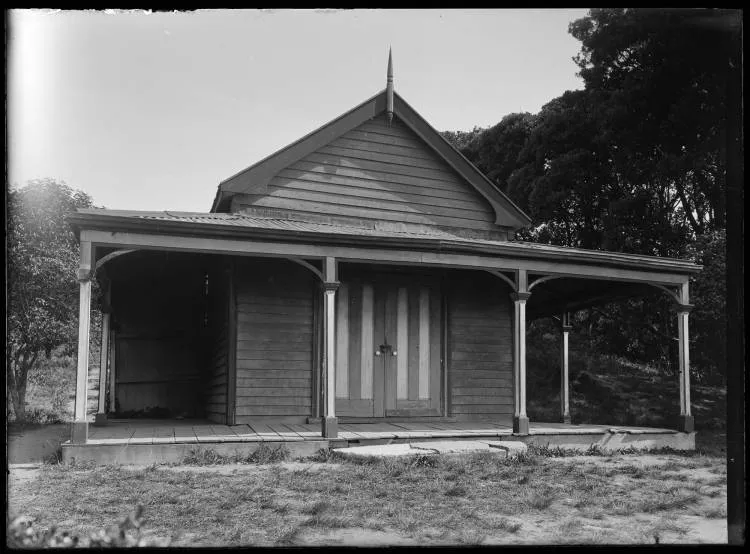 William Swainson's cottage, Judges Bay, Parnell, 1916