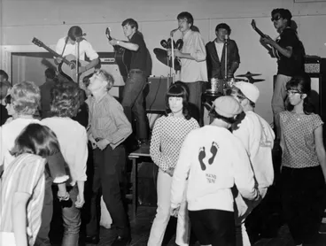 Image: Bitter End band, young people dancing