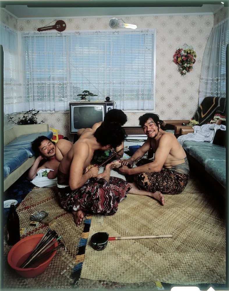 'Tom, Su'a Suluape Paulo, Tufuga Ta Tatau , Leo'